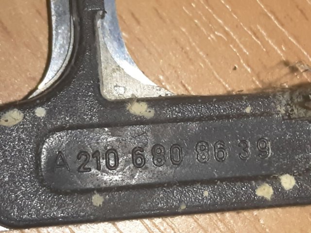MERCEDES A2106808639 в наличии Кривой Рог