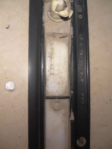 Накладка крыла переднего левого A2106902562 MERCEDES