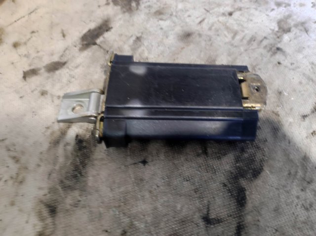 A2107200116 MERCEDES Ограничитель открывания двери передний купить в Каменское