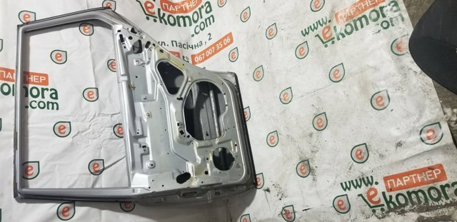 Дверь пассажирская задняя правая A2107302605 MERCEDES