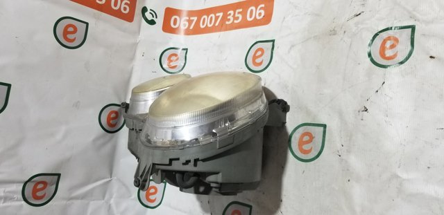 Стекло правого фонаря A2108200466 MERCEDES