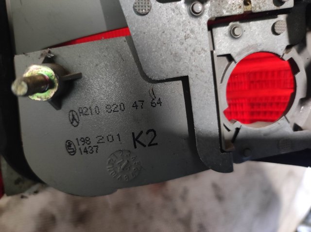 A2108204764 MERCEDES Фонарь задний левый внешний купить в Украина