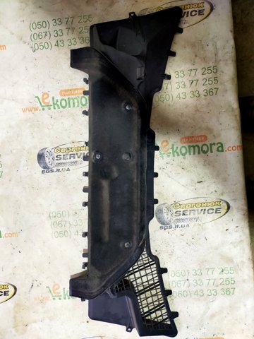 Карман воздухозаборника капота, правый A2108302444 MERCEDES