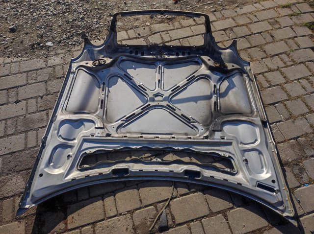 MERCEDES A2108800357 Капот в наличии Житомир