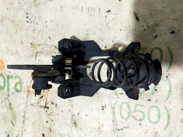 Язычок открывания капота A2108870827 MERCEDES