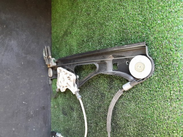 Подъемник механический ветрового стекла A2117200146 MERCEDES