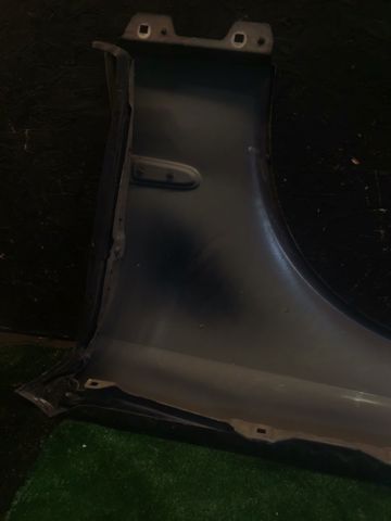 Правое крыло A2118800818 MERCEDES
