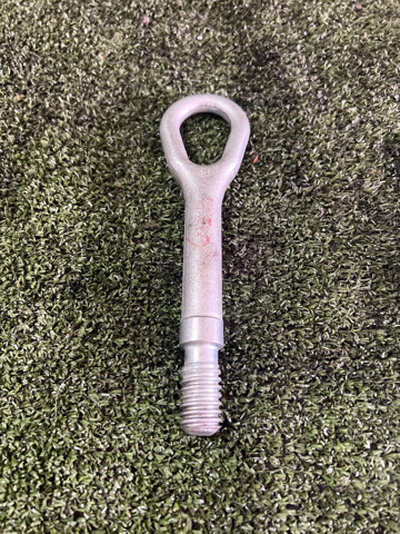 Крюк буксировочный A2206280135 MERCEDES