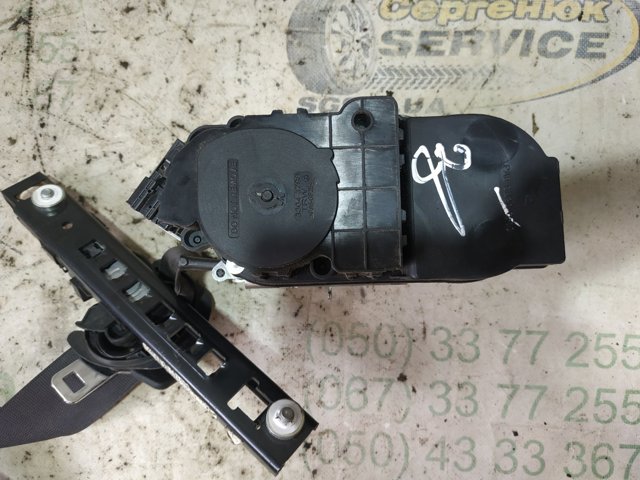 Ремень безопасности передний левый A2218603185 MERCEDES