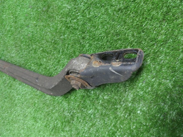 Рычаг задней подвески нижний, левый A2303500329 MERCEDES