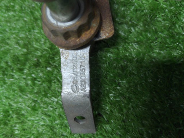 A2303571042 MERCEDES Закладная резьбовая пластина задней подвески (планка под болты) купить в Запорожье