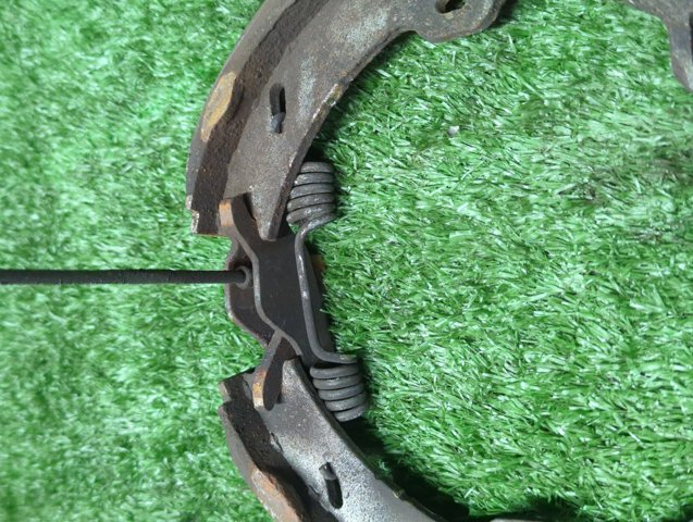 MERCEDES A2304200320 Колодки ручника (стояночного тормоза) в наличии Ужгород