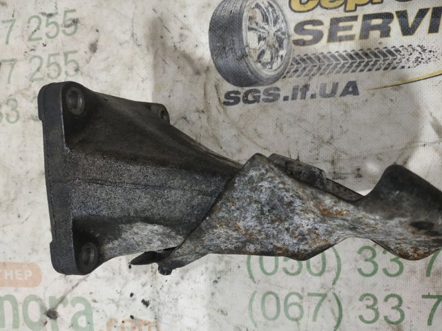 A6042230004 MERCEDES Кронштейн подушки (опоры) двигателя правой купить в Винница