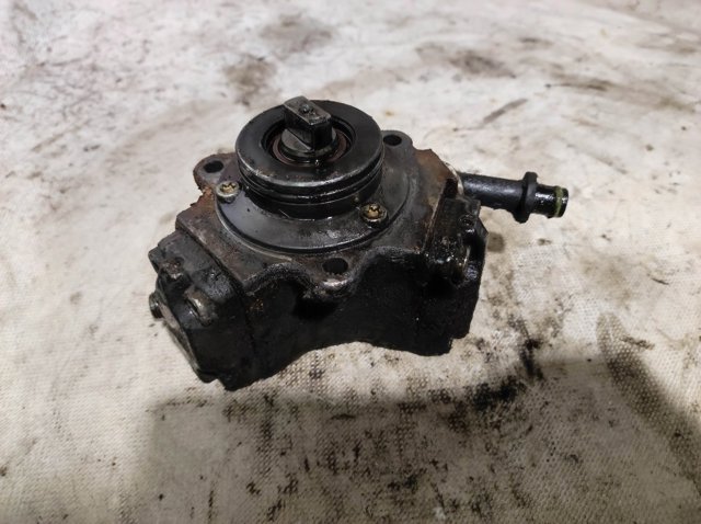 Насос топливный высокого давления Мерседес-бенц Спринтер 1 2-t