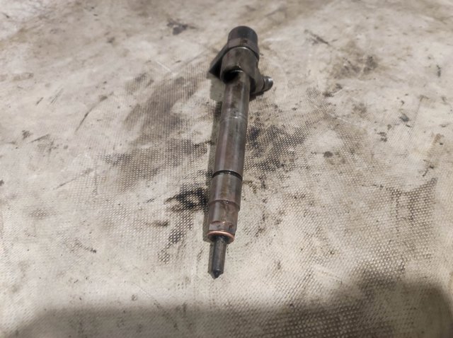 Форсунка инжектора Mercedes CLK