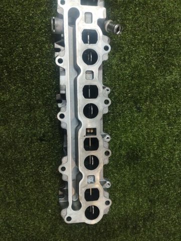Коллектор впускной A6400900337 MERCEDES