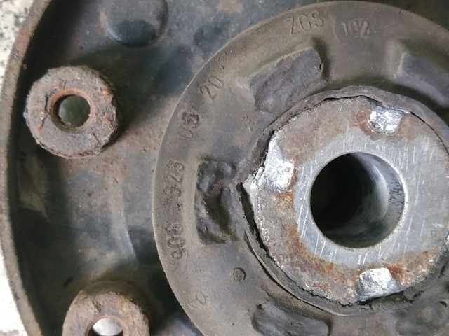 MERCEDES 9063230520 Опора переднего амортизатора в наличии Николаев
