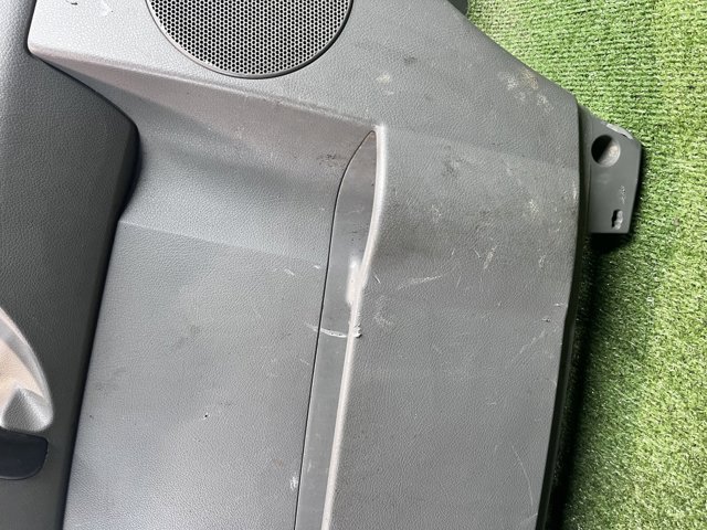 Облицовка водительской двери A9067270071 MERCEDES