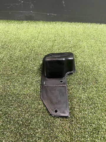 MERCEDES A9067540234 Защита топливозаливной горловины в наличии Киев