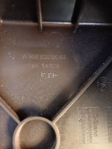 A9068300554 MERCEDES Решетка вентиляции салона на "торпедо" правая купить в Тернополь