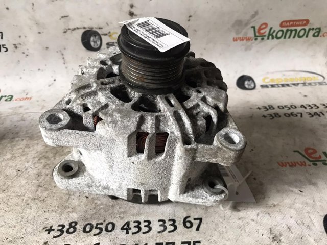 Генератор автомобиля Ford Kuga 1