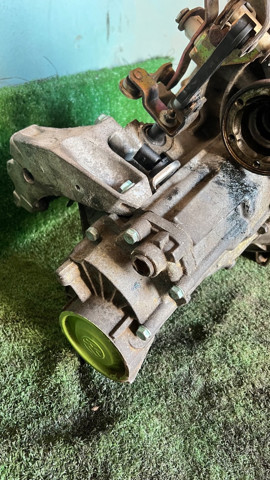 VAG DUW КПП в сборе (механическая коробка передач) в наличии Ровно