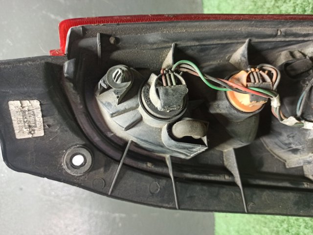 Левый стоп F3567083F00 SUZUKI