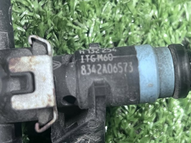 H132254 Форсунка впрыска топлива купить Черновцы