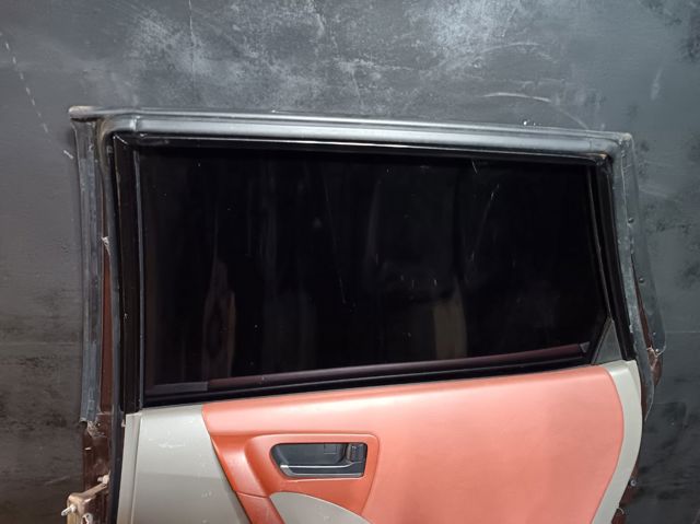 NISSAN H2100CA0MM Дверь задняя правая в наличии Павлоград