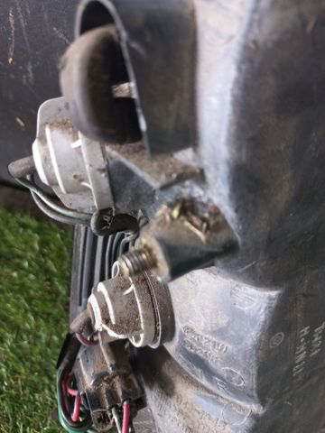 Задняя правая фара MR296240 MITSUBISHI