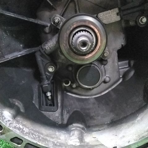 R2032610701 MERCEDES КПП купить в Хмельницкий