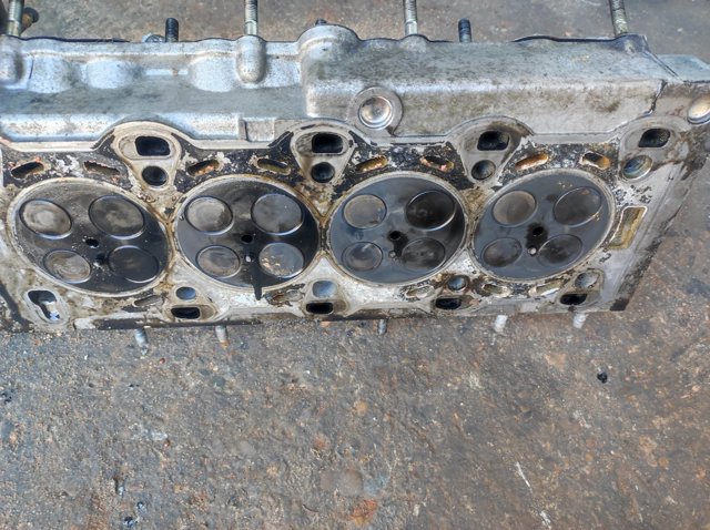 Головка блока R9128018 OPEL
