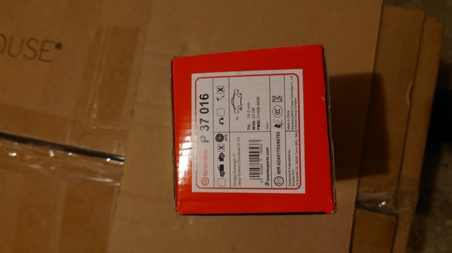 P37016 BREMBO Колодки тормозные задние дисковые купить в Харьков