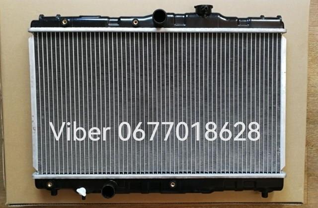 Радиатор 1640011180 TOYOTA