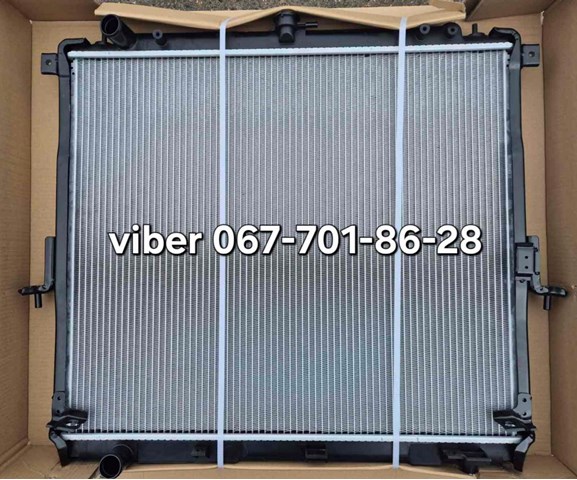 Радиатор охлаждения двигателя Ниссан Навара NP300 3