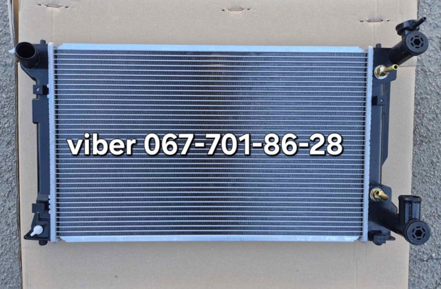 Радиатор охлаждения двигателя 8125082 POLCAR