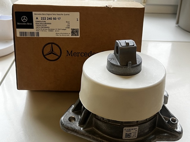 MERCEDES 2222405017 Правая подушка двигателя в наличии Кривой Рог