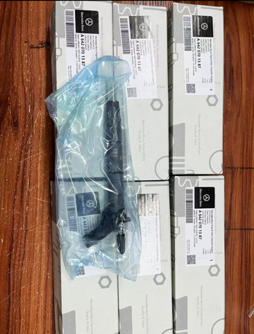 MERCEDES 6420701387 Топливные форсунки в наличии Житомир