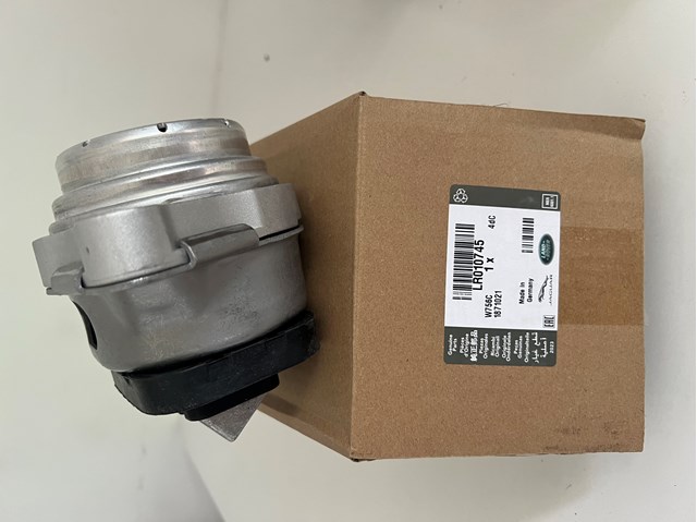 LR010745 LAND ROVER Левая подушка двигателя купить в Чернигов
