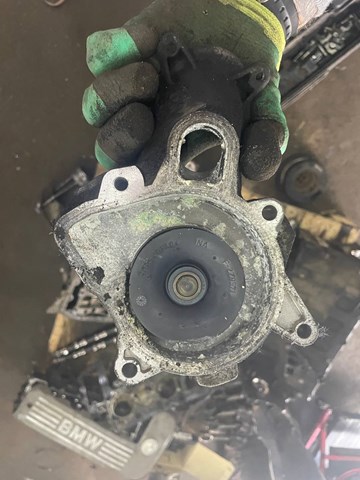 BMW 11517786192 Помпа водяная (насос) охлаждения в наличии Черкассы