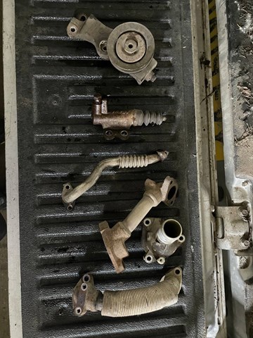 Корпус термостата в сборе 1305A138 MITSUBISHI