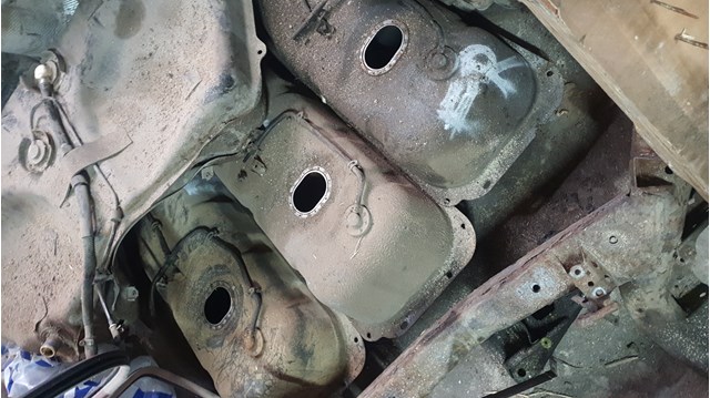 Бензобак 1497329 FORD