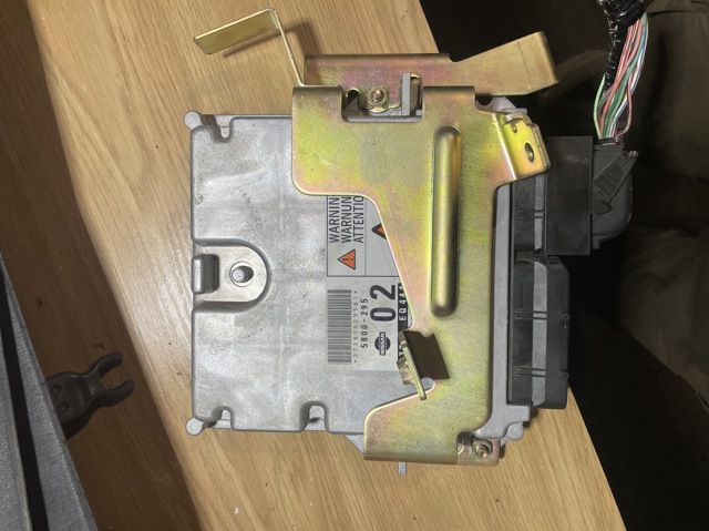 Мозги двигателя 23710EQ44A NISSAN