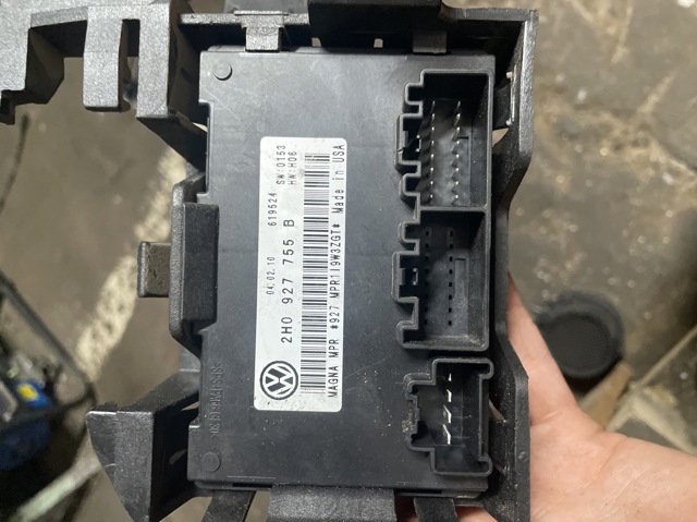 Блок управления раздаточной коробкой 2H0927755B VAG