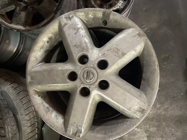 Диски колесные стальные (штампованные) 40300CN007 NISSAN