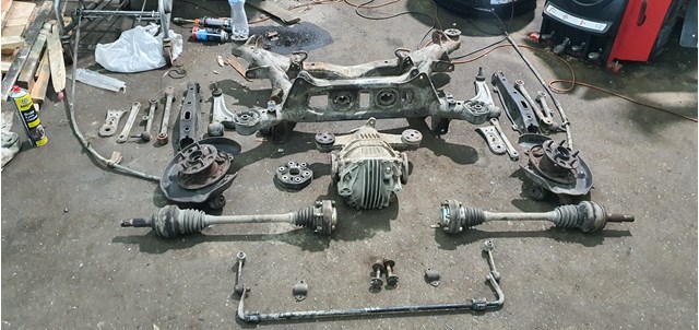 TOYOTA 4233024020 Полуось задняя правая в наличии Харьков