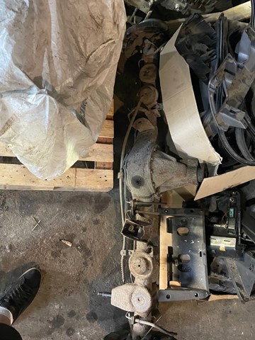 Картер среднего моста и кожух полуосевой 524003E300 HYUNDAI