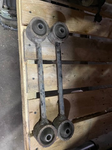 Рычаг задней подвески продольный 552003E000 HYUNDAI