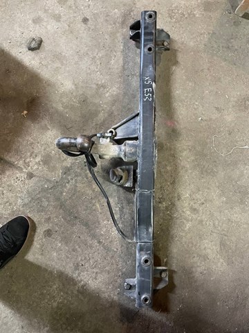 Устройство тягово-сцепное 71606796334 BMW