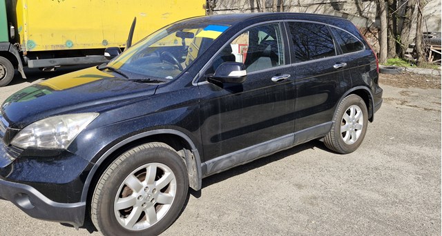 Молдинг опускного стекла нижний, двери передней, левой 72450SWAA01 HONDA